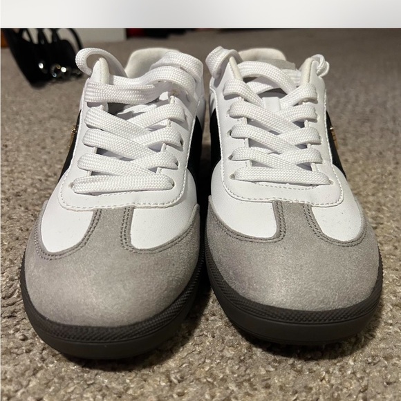 Guess sneaker - Picture 3 of 4